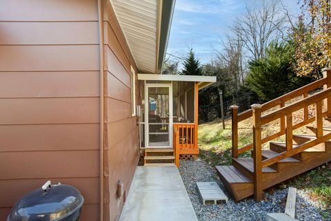 A home in Hayesville