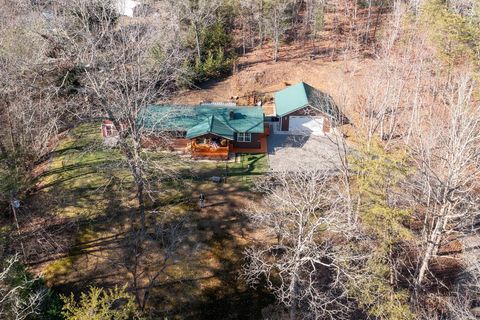 A home in Hayesville