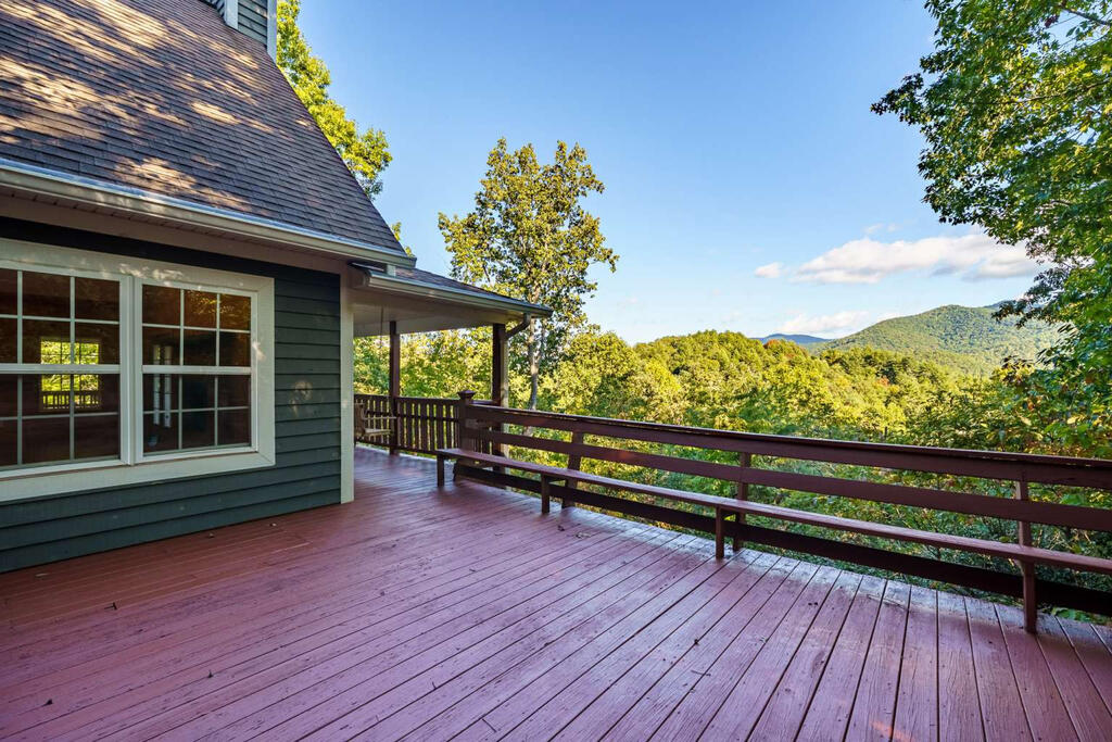 2104 Pooh Corner