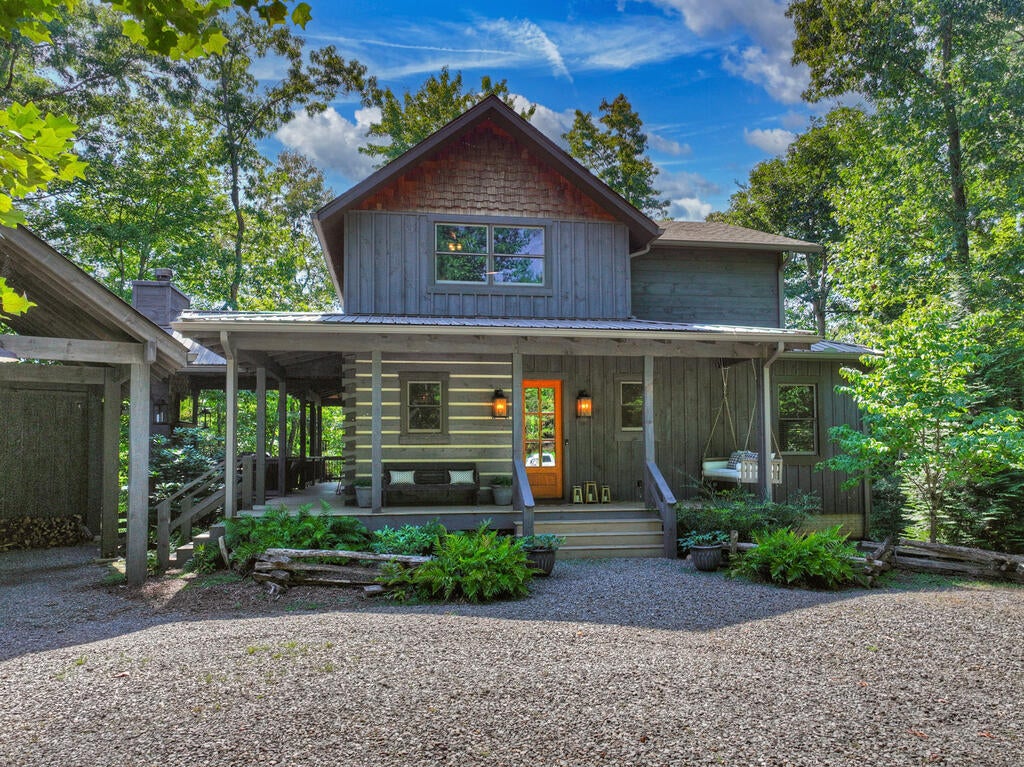 199 Hiawatha Trail N