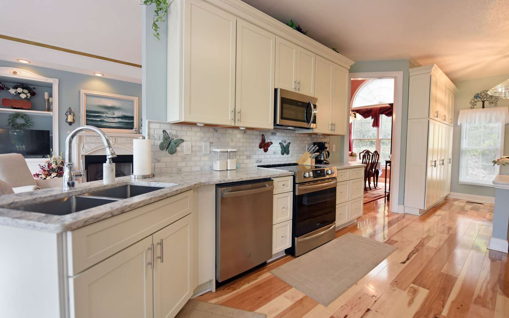 1701 Victoria Woods Drive