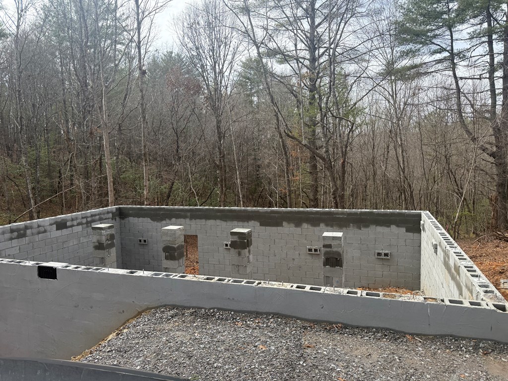 427 Martins Creek Ridge Rd