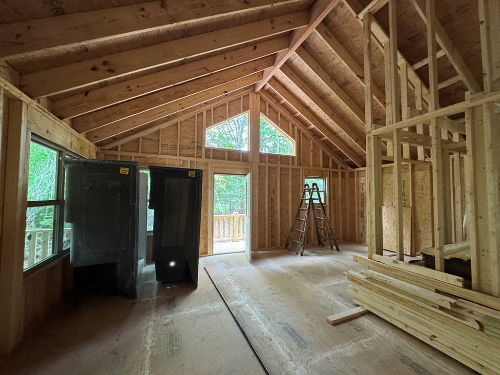 427 Martins Creek Ridge Rd