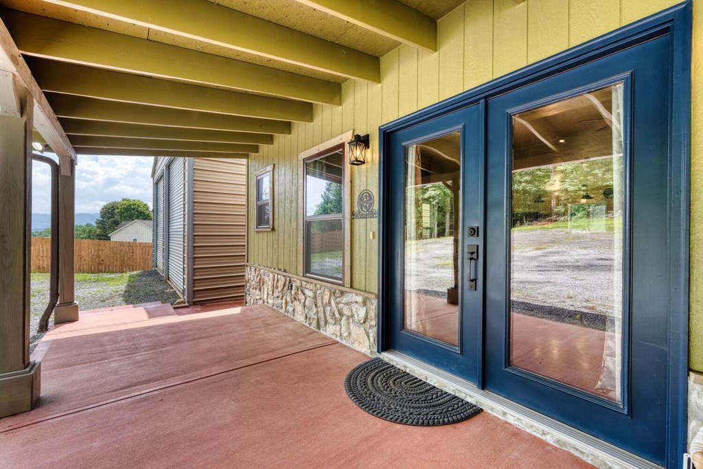 1529 Cedar View Lane