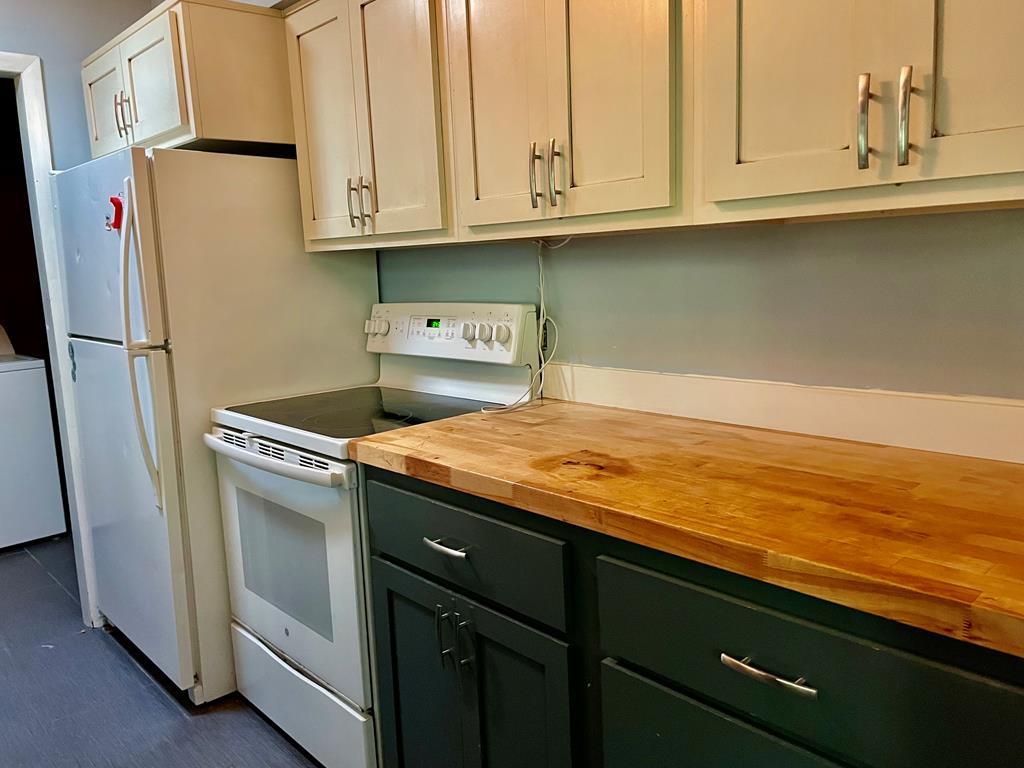 1304 Chatuge Village Circle