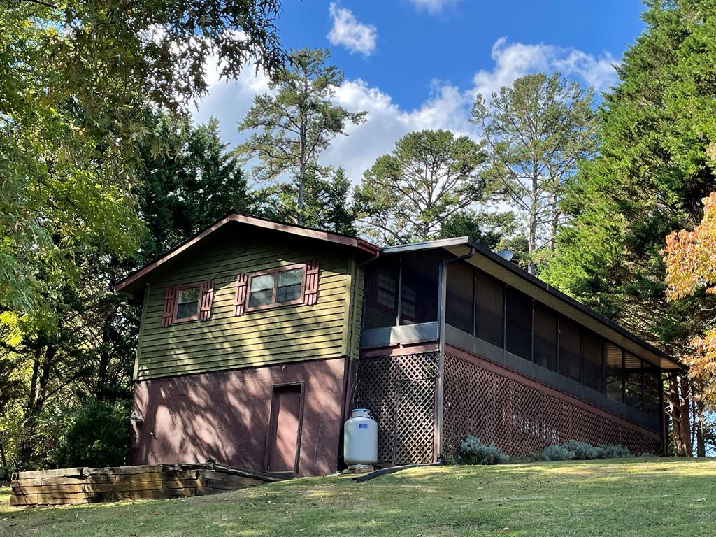 1304 Chatuge Village Circle