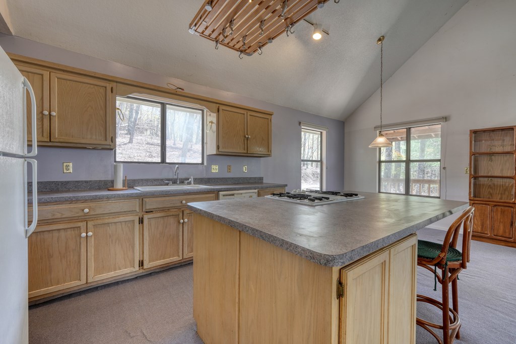 1441 Mica Mine Road
