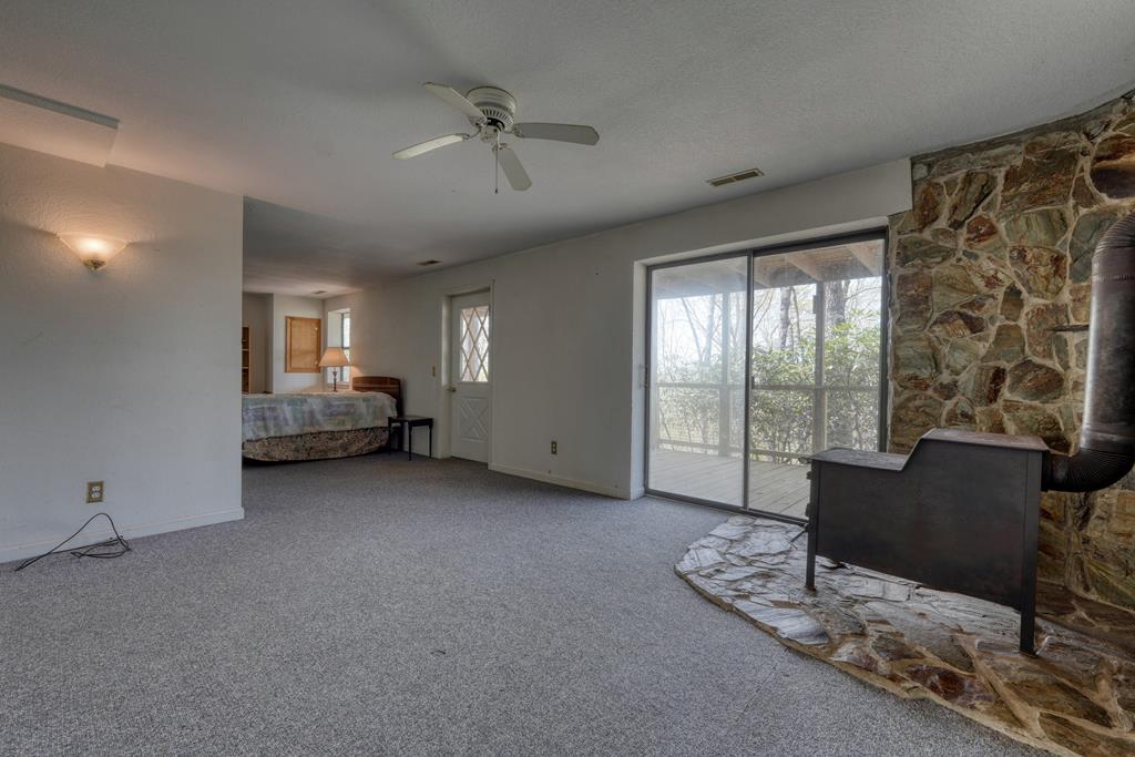 1441 Mica Mine Road