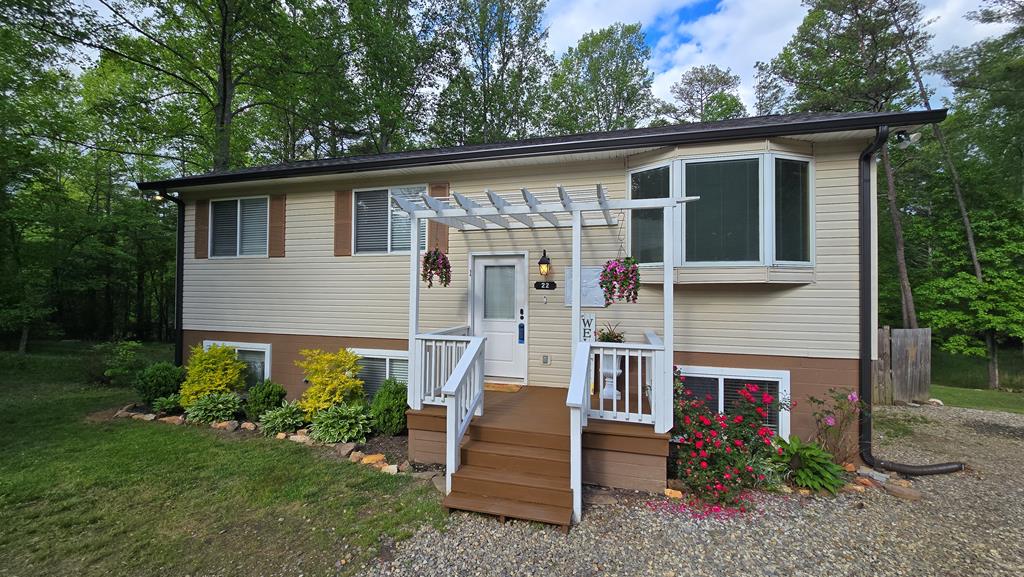 22 Smokey Creek Cove