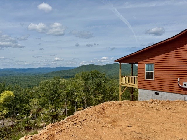 191 Raccoon Ridge Trail