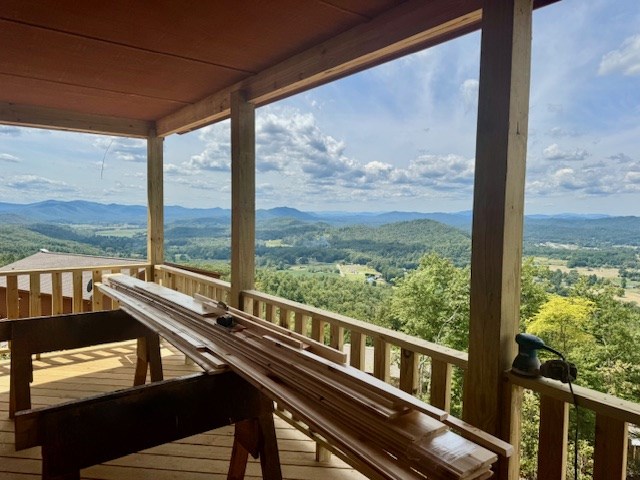 191 Raccoon Ridge Trail