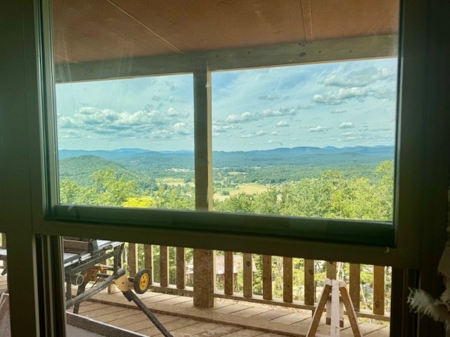 191 Raccoon Ridge Trail