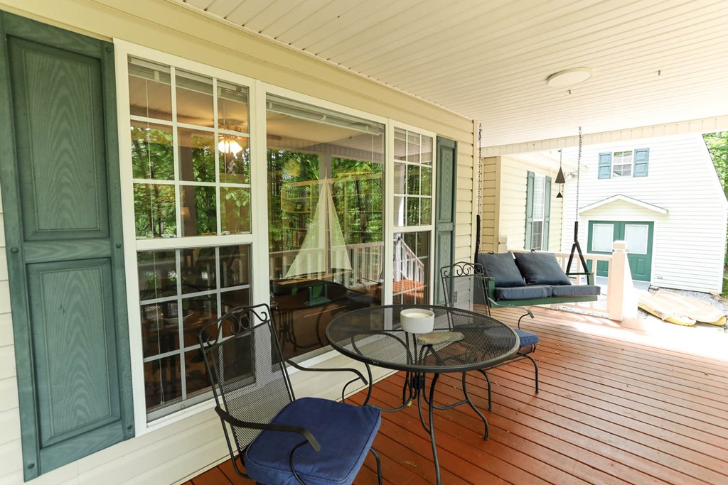72 Spring Cove Road