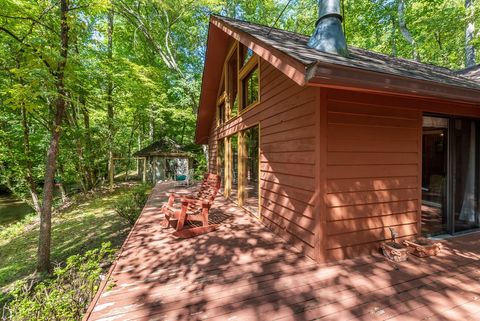 A home in Cherry Log