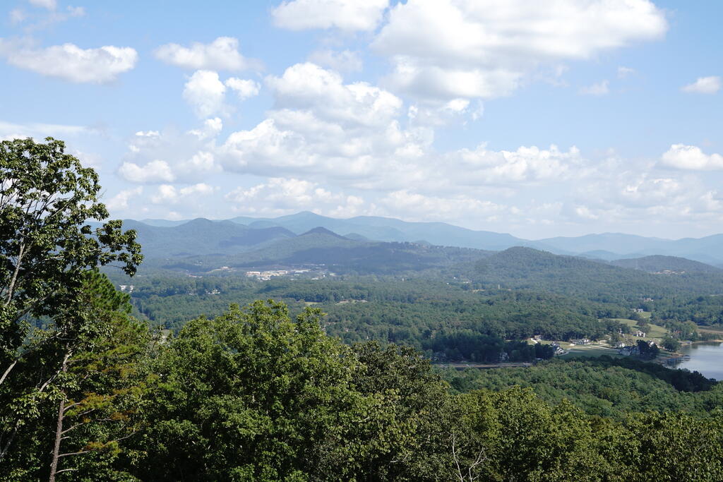 609 Winding Ridge