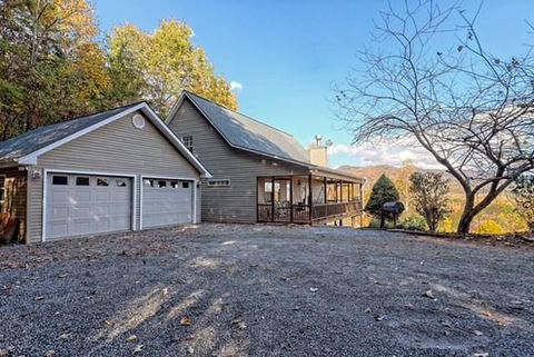 156 Brer Fox Ridge Road Hiawassee GA 30546
