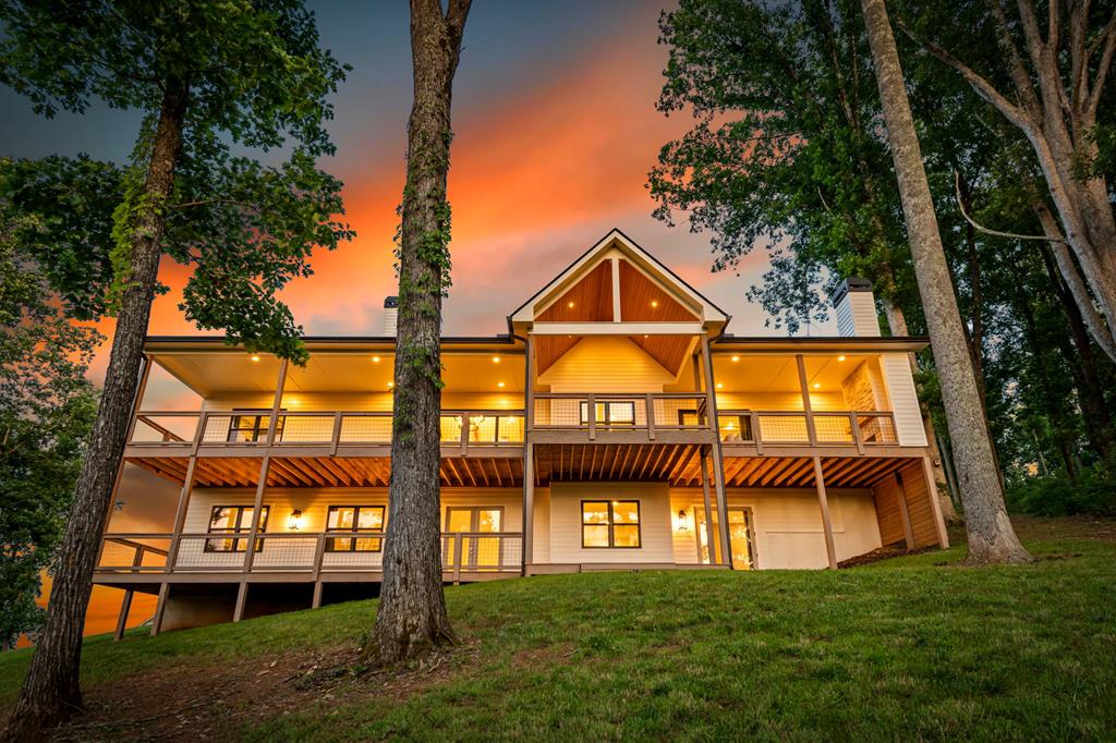 228 Winding Ridge