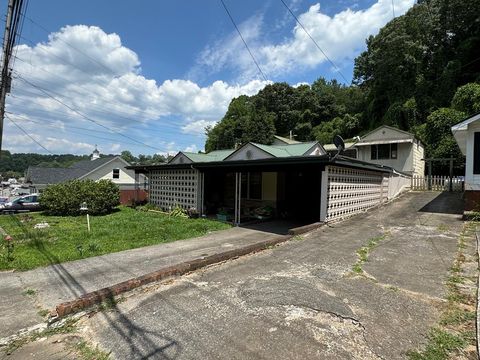 A home in Mccaysville