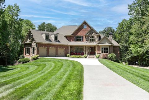 A home in Hayesville