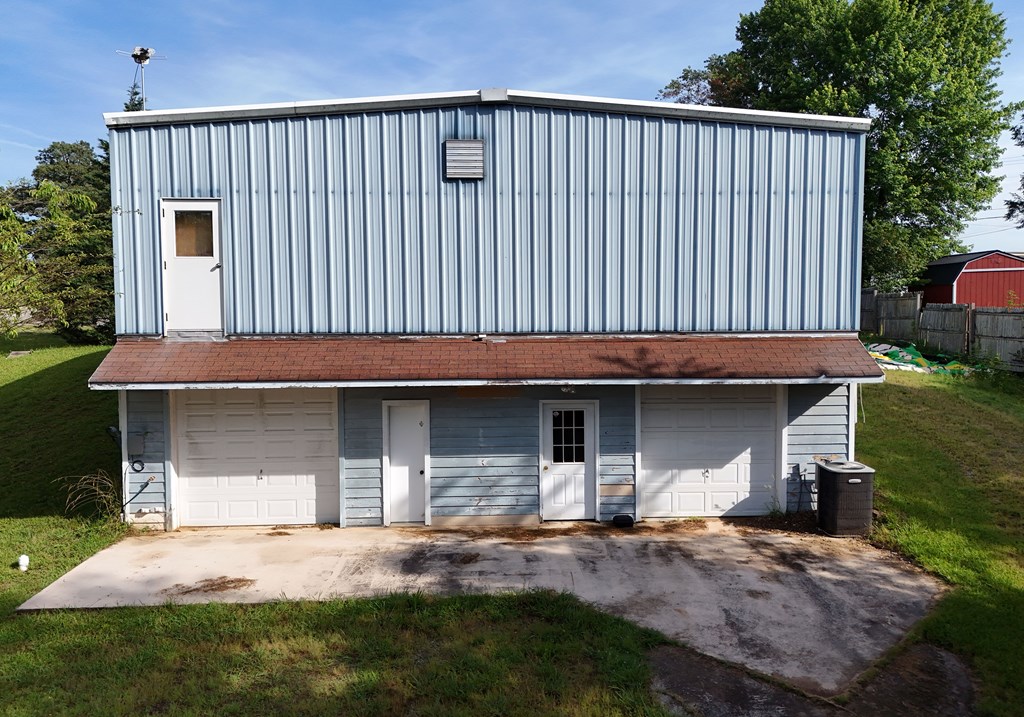 1609 Blue Ridge Hwy