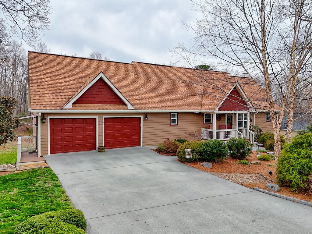 183 White Meadows Drive