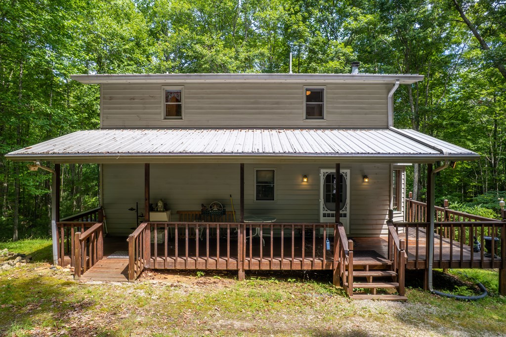 652 Stennes Gap Road