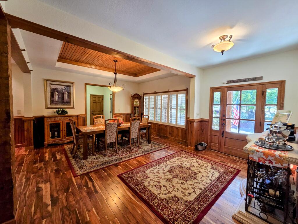 159 Apple Blossom Road