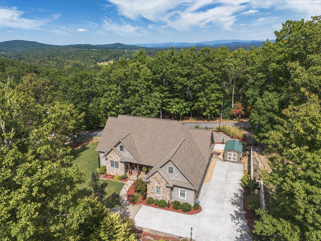 159 Apple Blossom Road