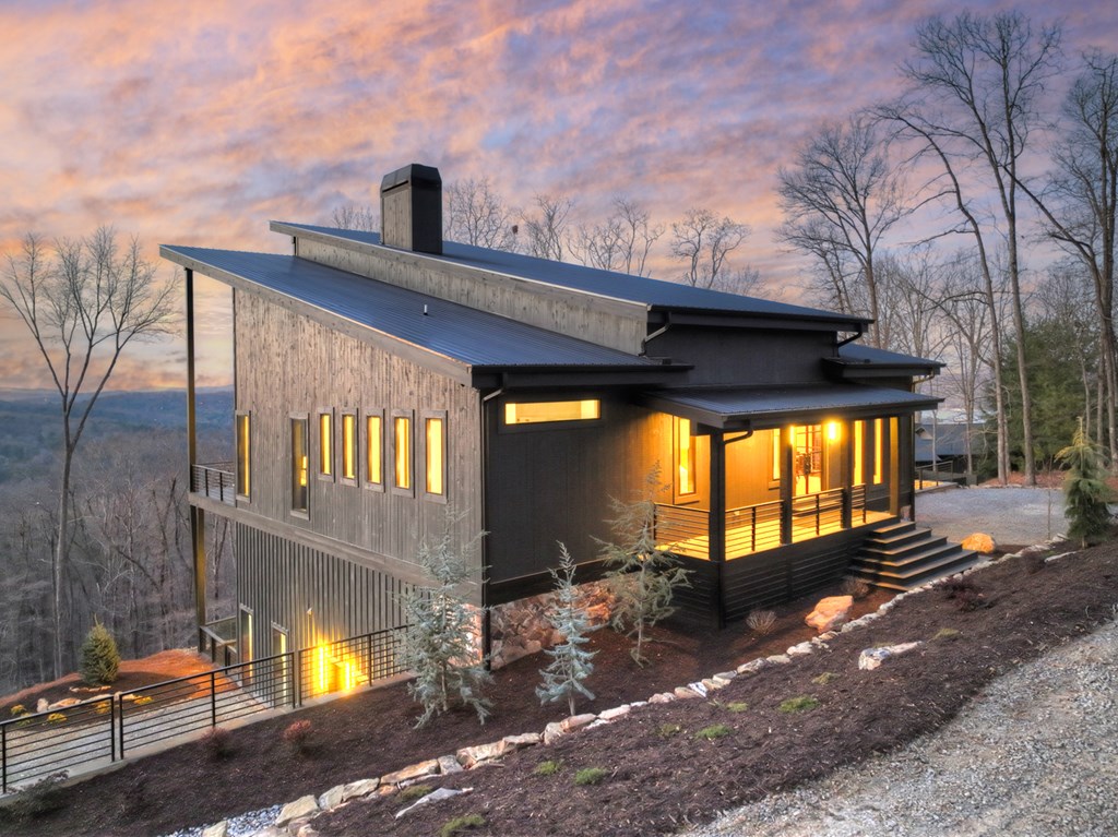 Blue Ridge, Georgia, 30513, United States, 5 Bedrooms Bedrooms, ,6 BathroomsBathrooms,Residential,Active,2017447
