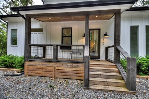 A home in Blue Ridge