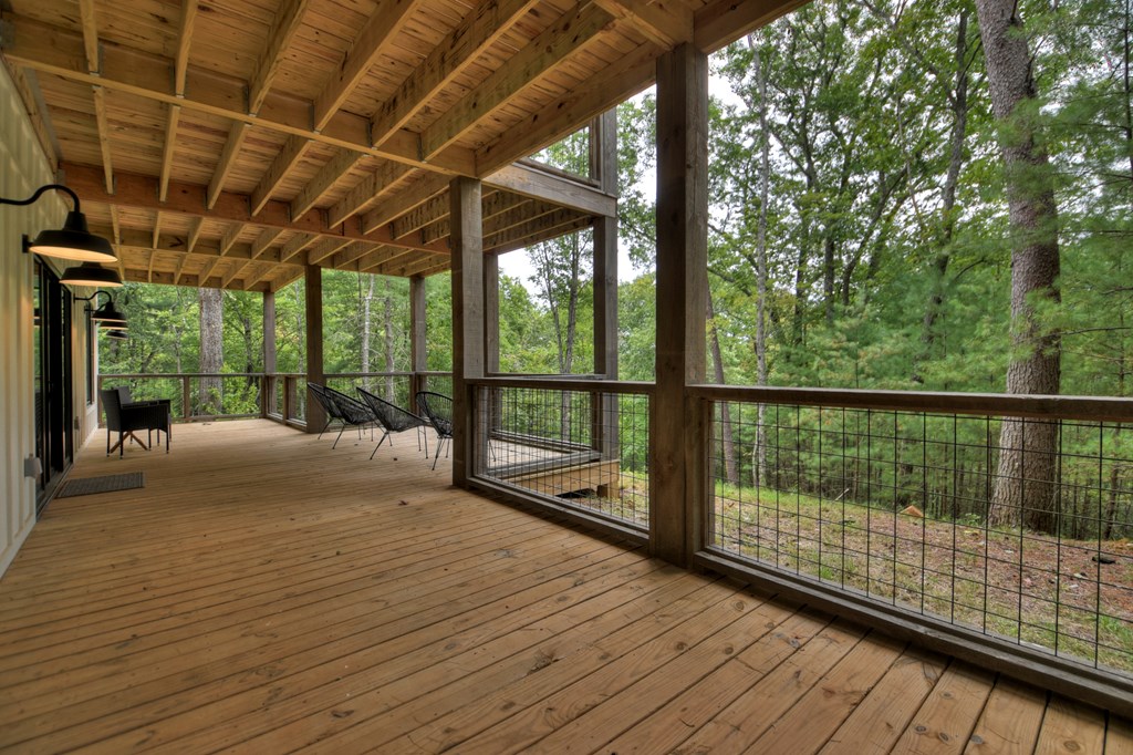 100 Oak View Road