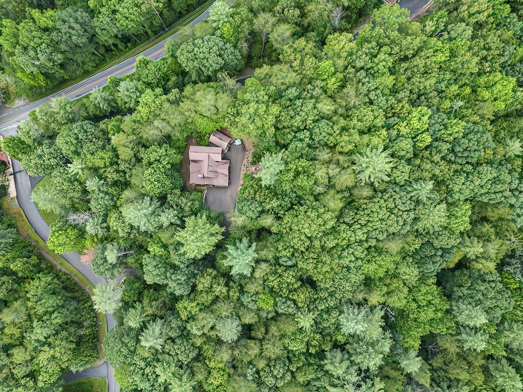35 Leatherwood Mountain Road