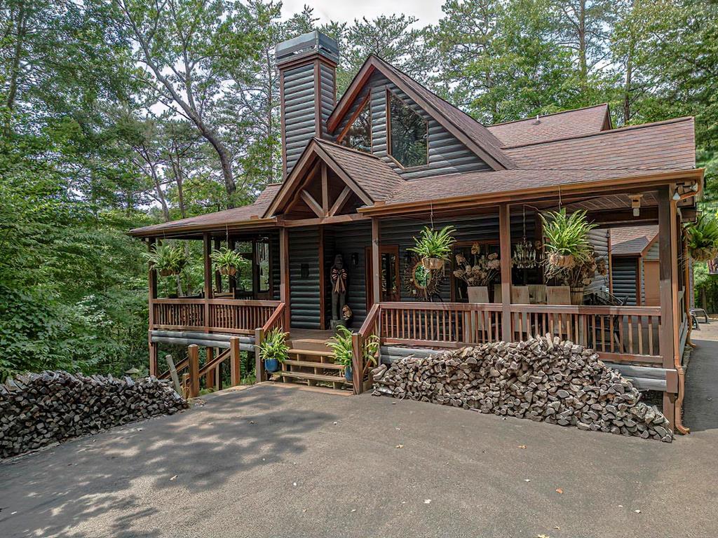 35 Leatherwood Mountain Road