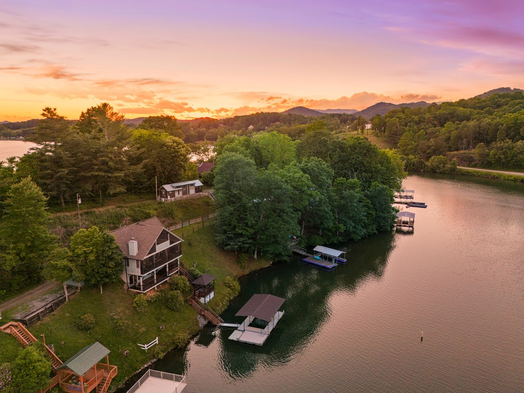 137 Kilmoore Lane