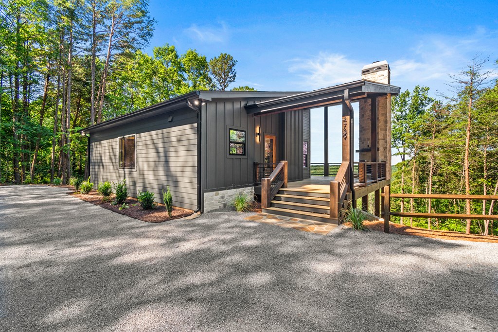 4739 Big Ridge Road