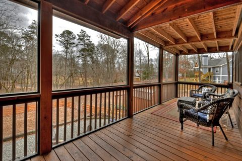 A home in Mineral Bluff