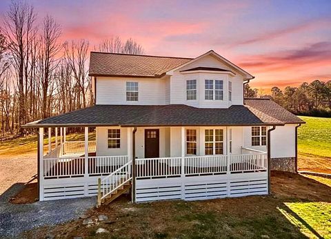 130 Wingate Drive Ellijay GA 30540