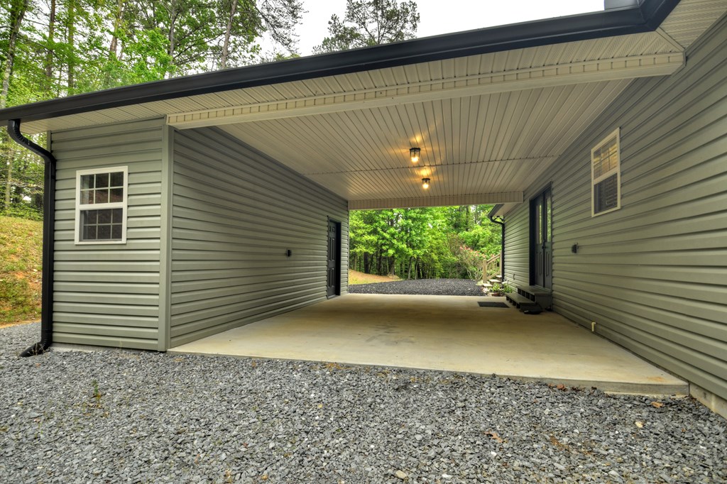 293 James Drive