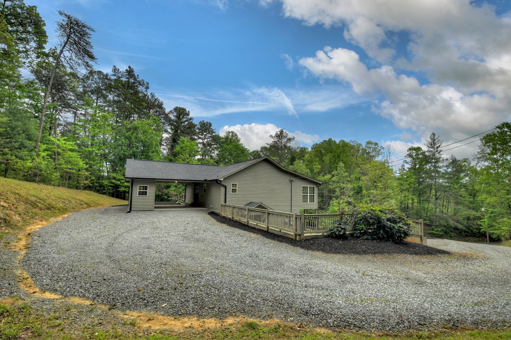 293 James Drive