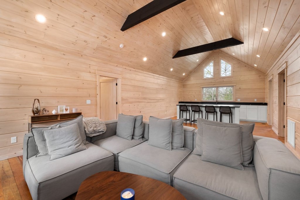 398 Alcan Way
