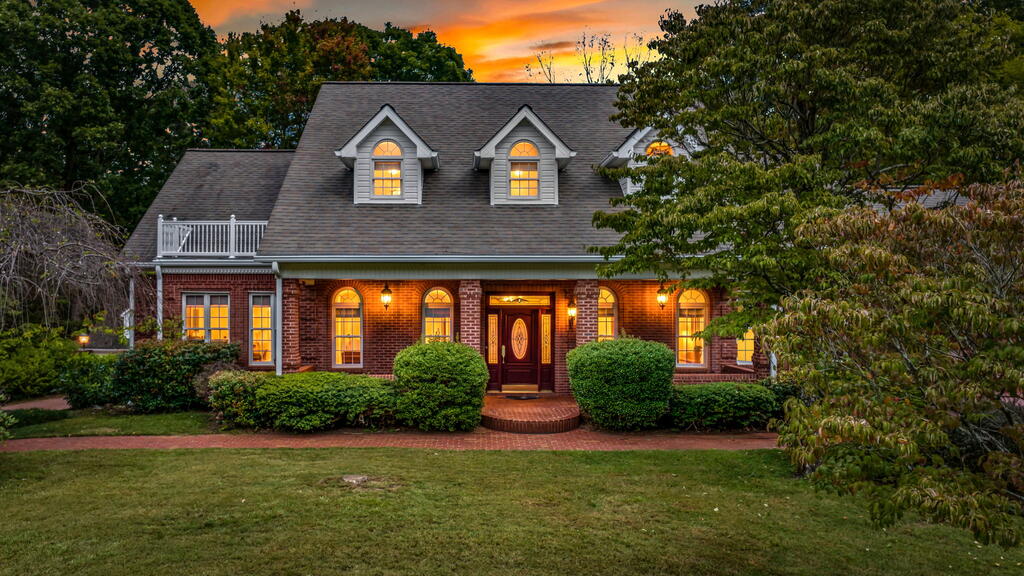 231 Westwoods Drive