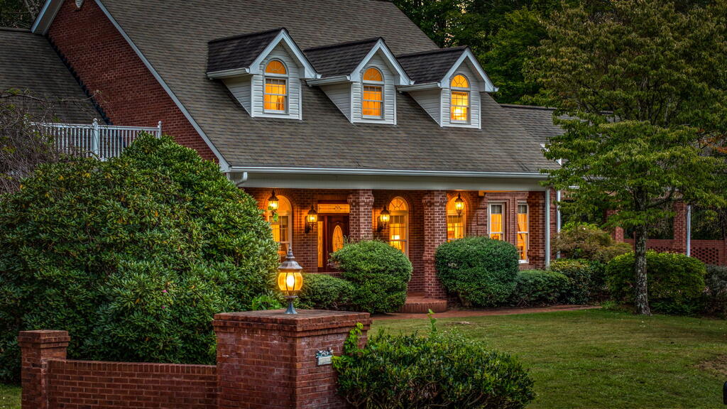 231 Westwoods Drive