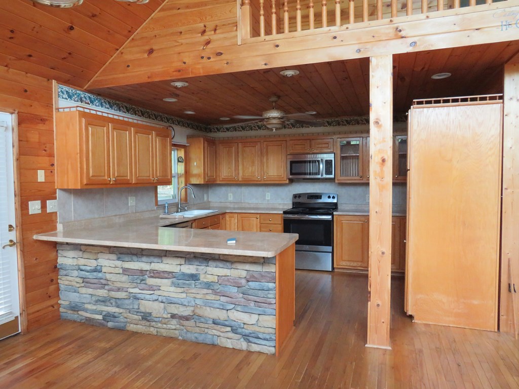 905 Johnson Road