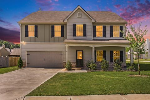 A home in Adairsville