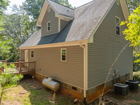 A home in East Ellijay