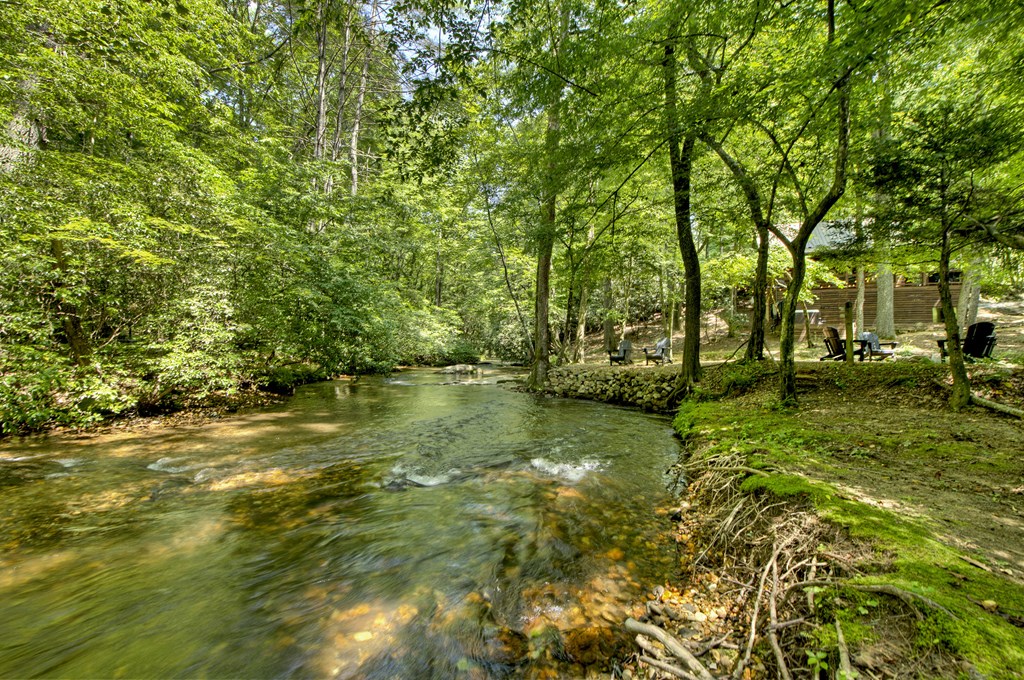 251 Rockhouse Road