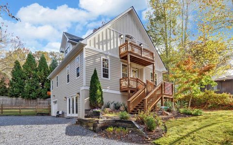 A home in Hayesville