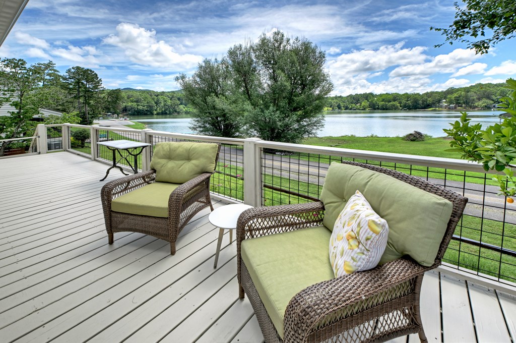 58 River Pointe Avenue