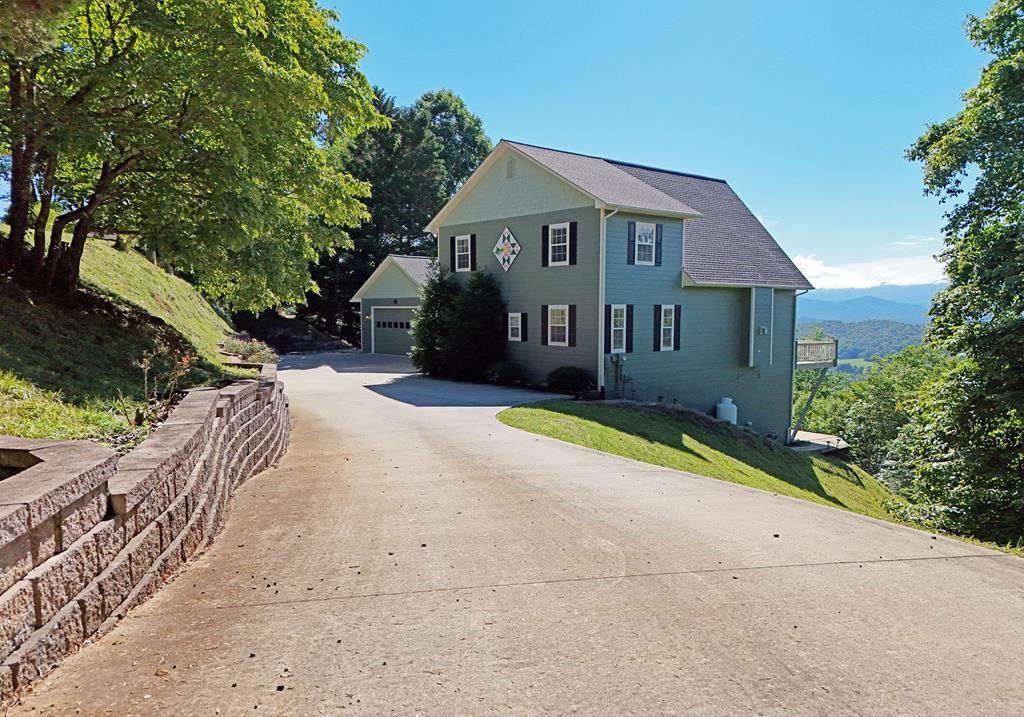 128 Oak Lane