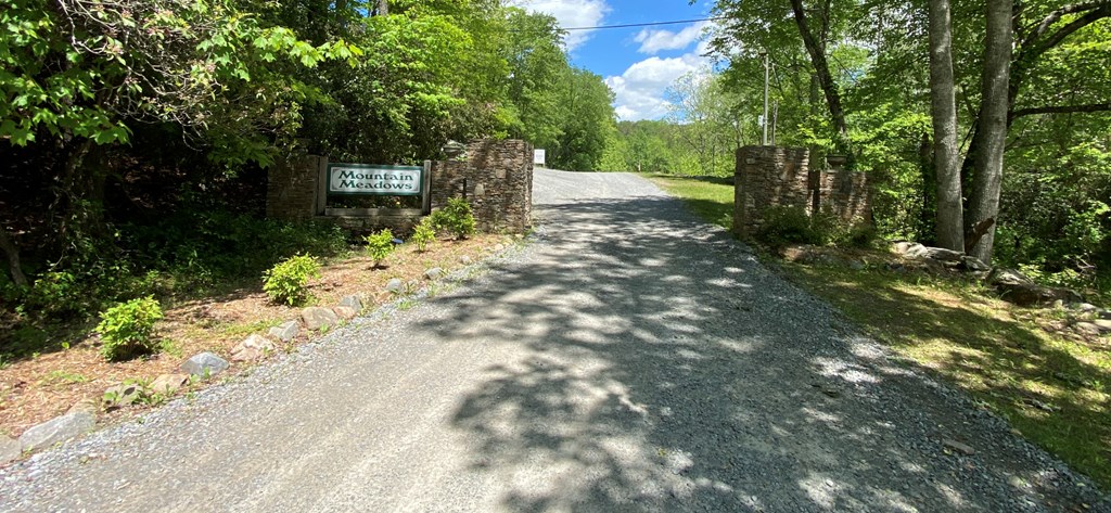 Lt 51,53 Squirrel Hunting Road
